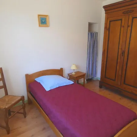 Pouydesseaux, 5 Pieces, 6 Personnes - Fr-1-360-20 Сasa de vacaciones